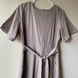 Cotton dress with tie belt. Size large but fits like a medium